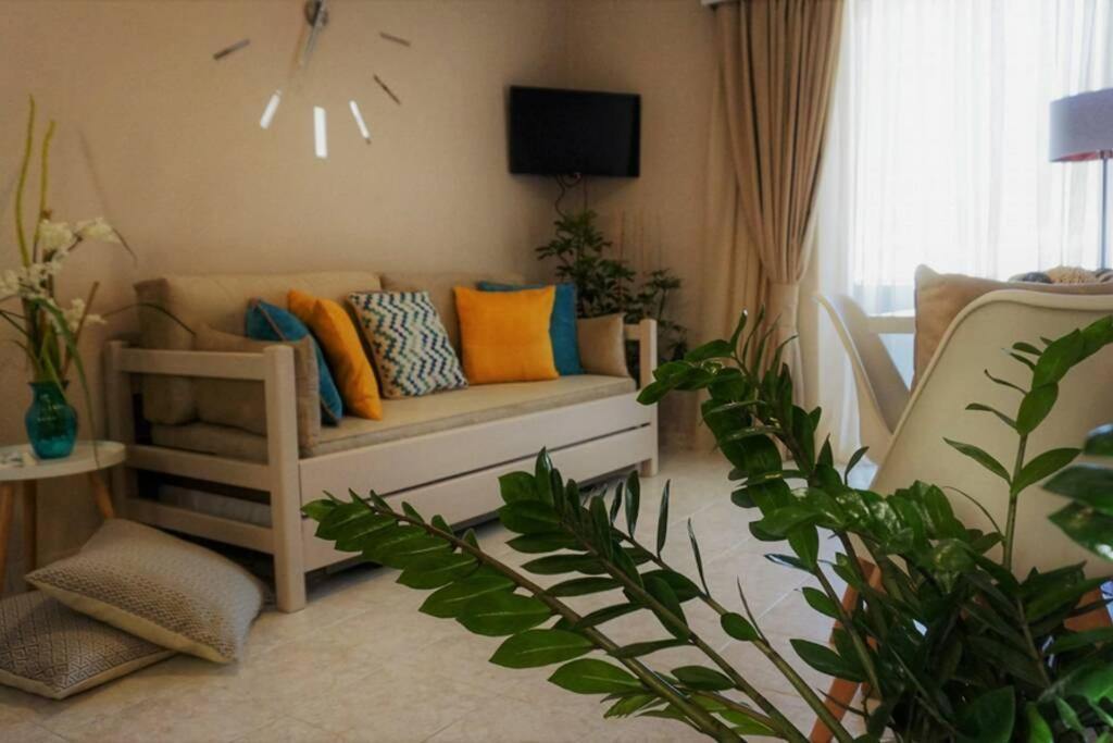 Remvi Deluxe Apartment 202 With Sea View Karpathos Town  Exterior photo